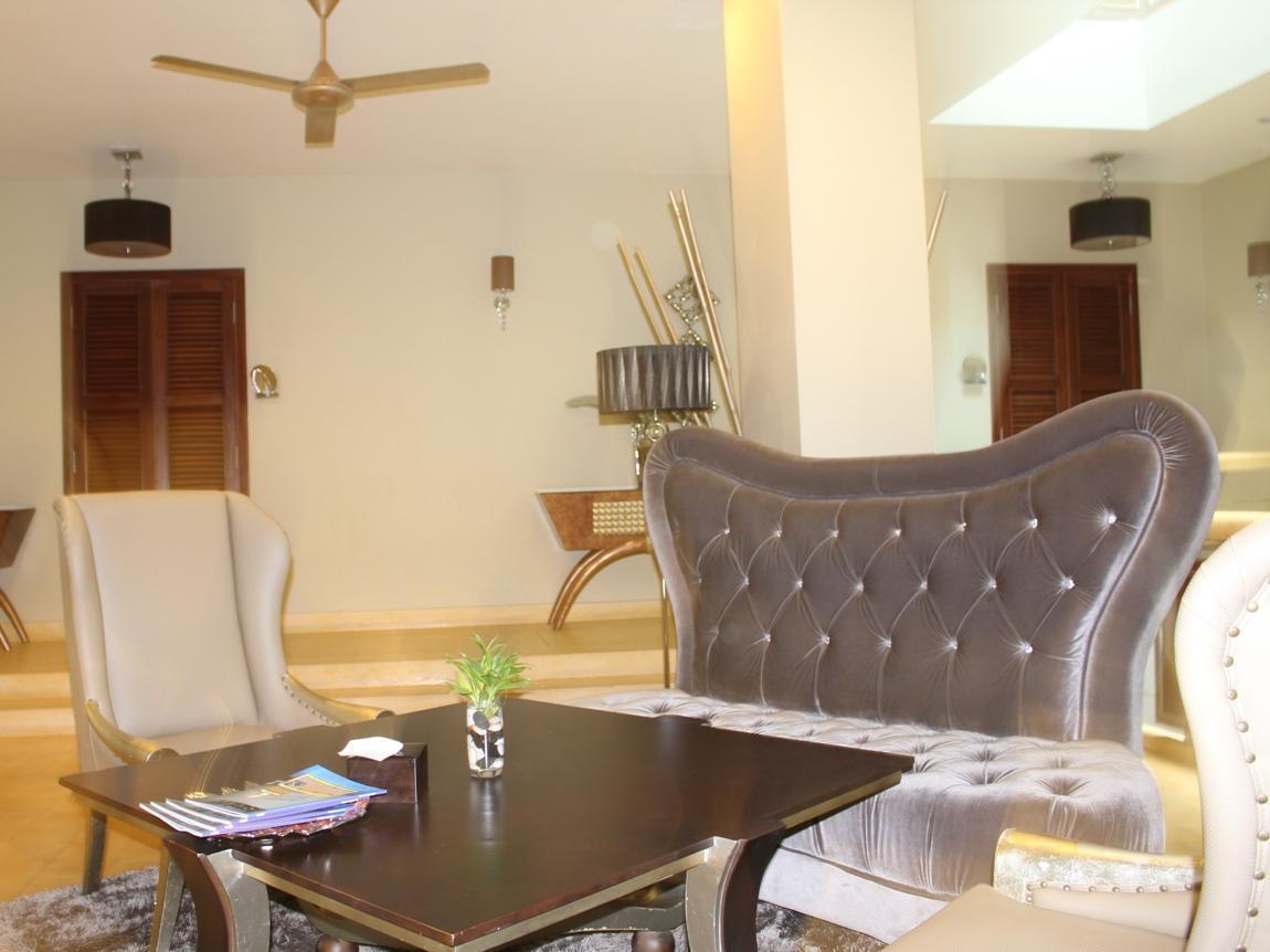 Riverview Cambodia Boutique Hotel 金边 外观 照片