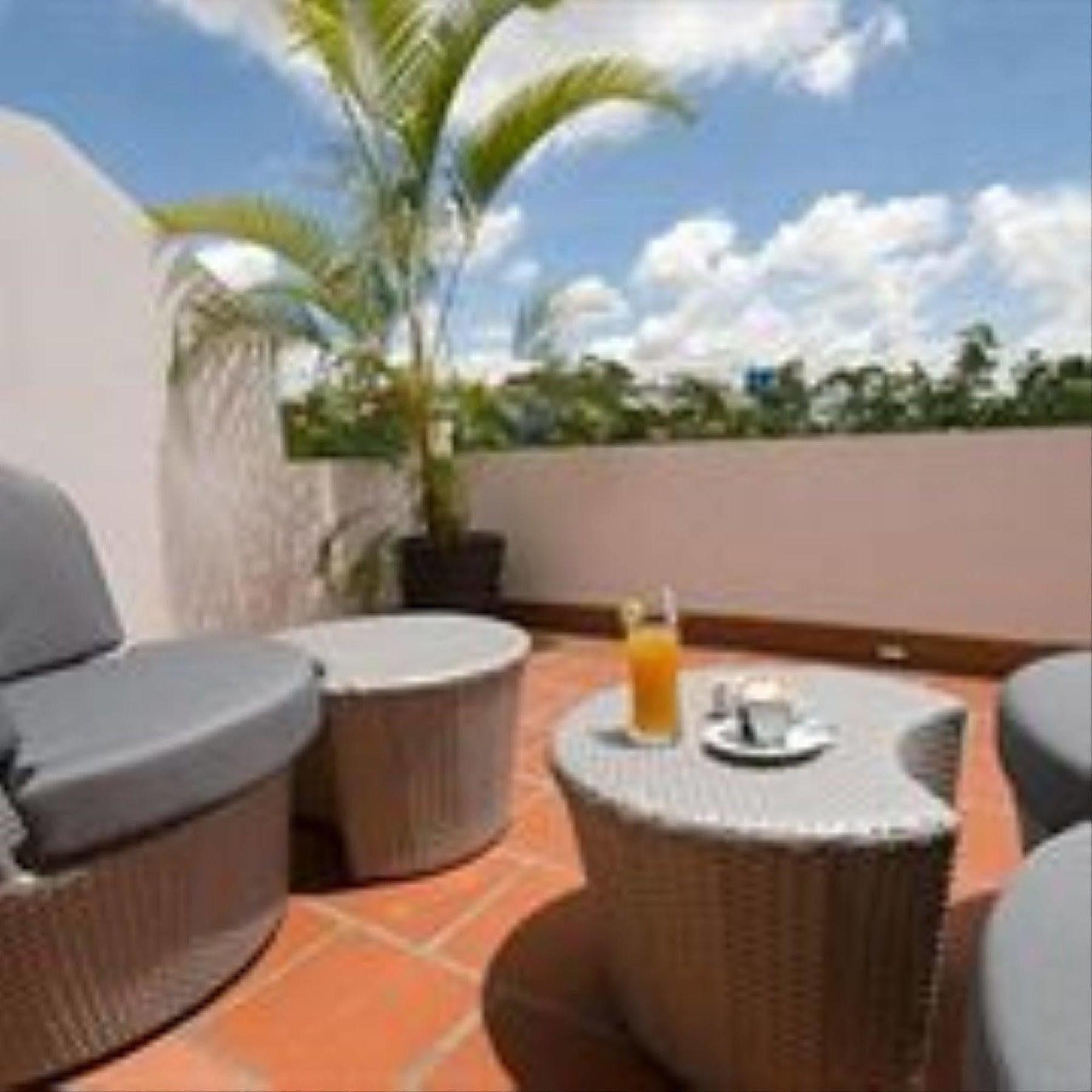 Riverview Cambodia Boutique Hotel 金边 外观 照片