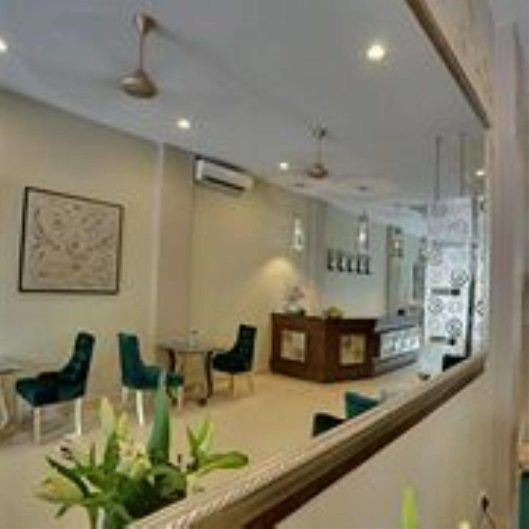 Riverview Cambodia Boutique Hotel 金边 外观 照片